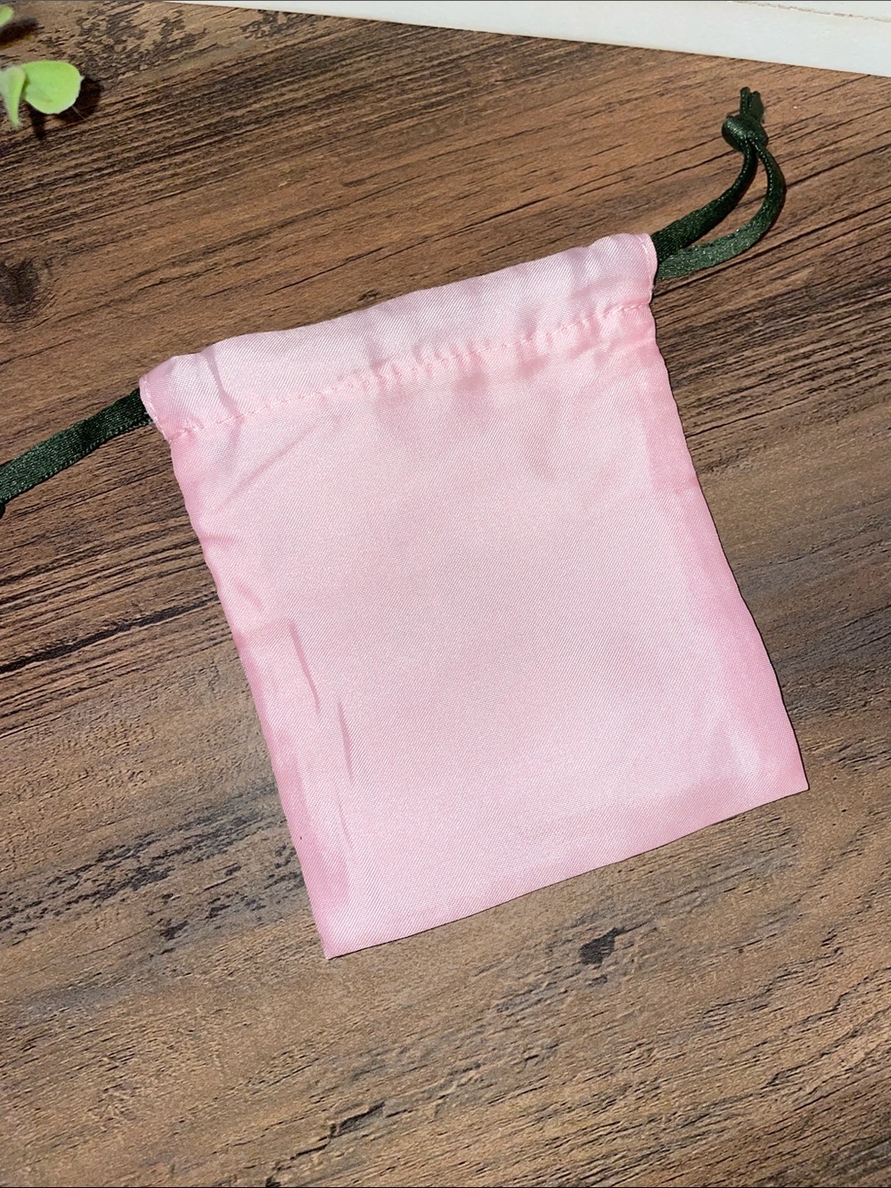 Kate Spade Pink Mini dust Drawstring Jewelry Pouch with Dark Green cord - Picture 5 of 5